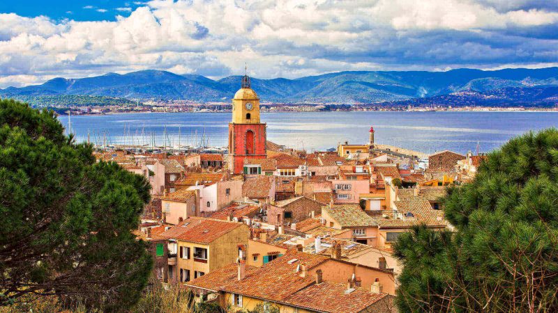 An overview of the town of Saint Tropez